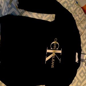 Great winter Calvin Klein black sweater for winter